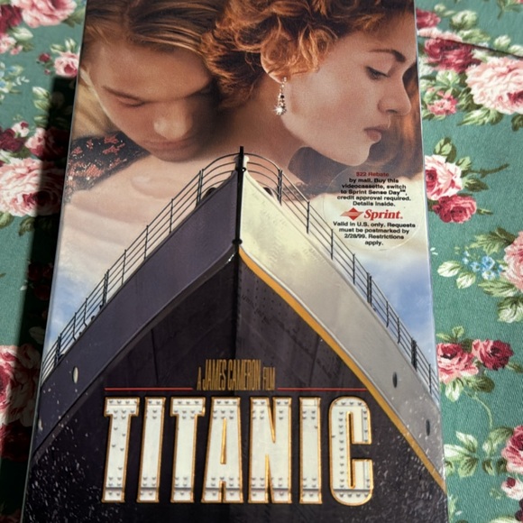 TITANIC 📼 movie 🍿 on VHS! Original factory sealed. Excellent condition! 2tapes - Picture 9 of 10